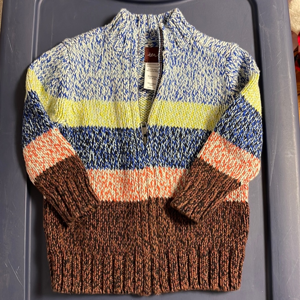 Tea Zip Up Sweater